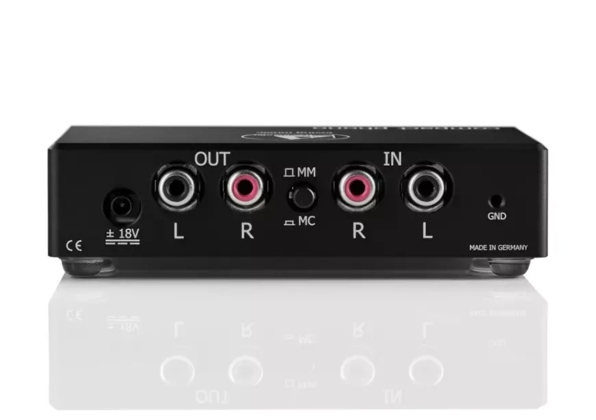 MM/MC-фонокорректор Clearaudio Compact Phono