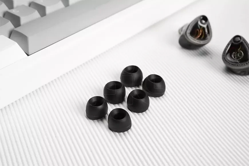 Effect Audio SGLRTY ARC OVAL – премиальные амбушюры для внутриканальных наушников