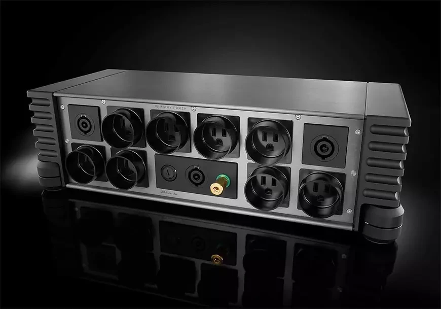 Nordost QBASE Gold – флагманский распределитель питания