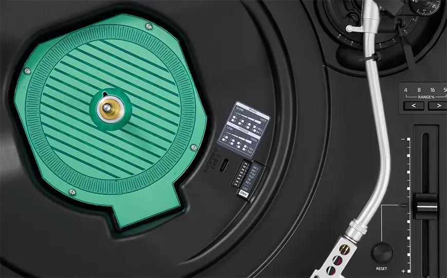 Проигрыватель виниловых пластинок Technics SL-1210MKX