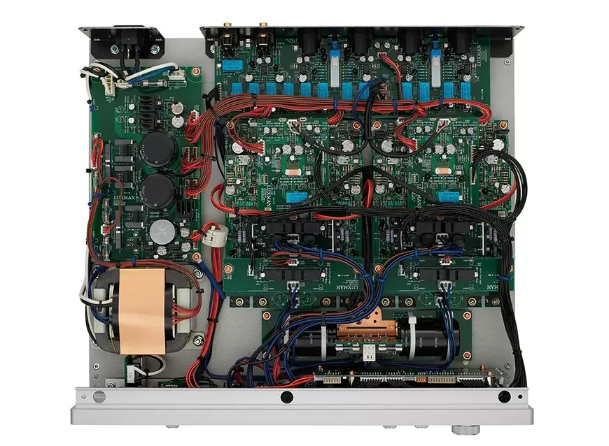 Усилитель для наушников Luxman P-800u