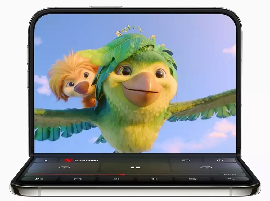 Стриминговые сервисы адаптируют свои приложения для складного iPhone Duo