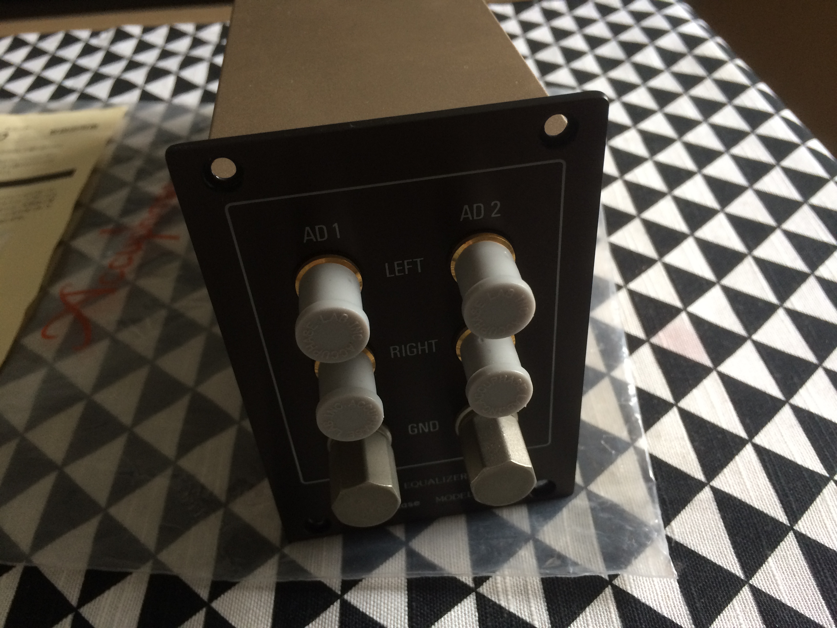 Accuphase AD-290 Блок фонокорректора | Hi-Fi.ru