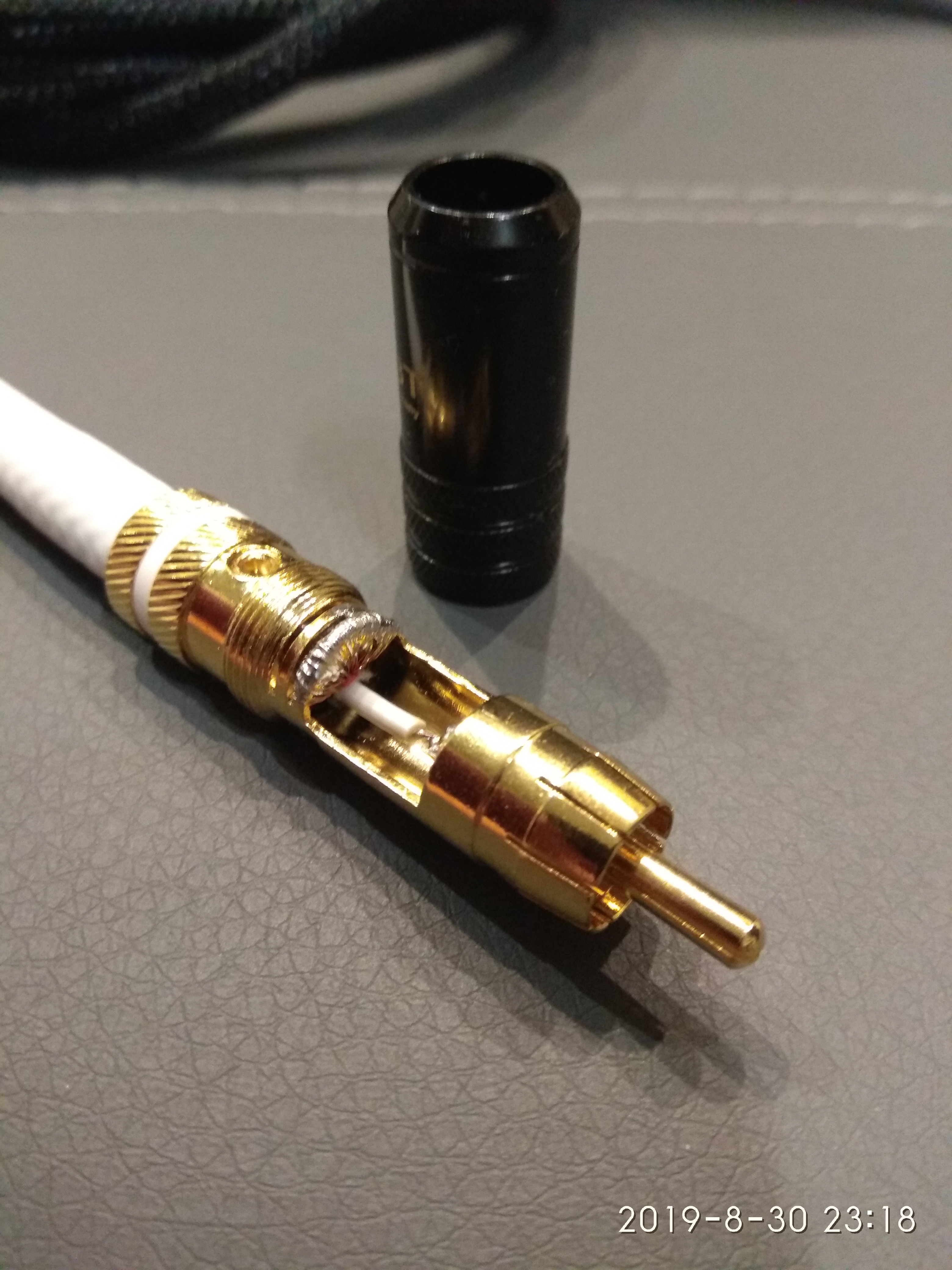 Автомобильный rca кабель