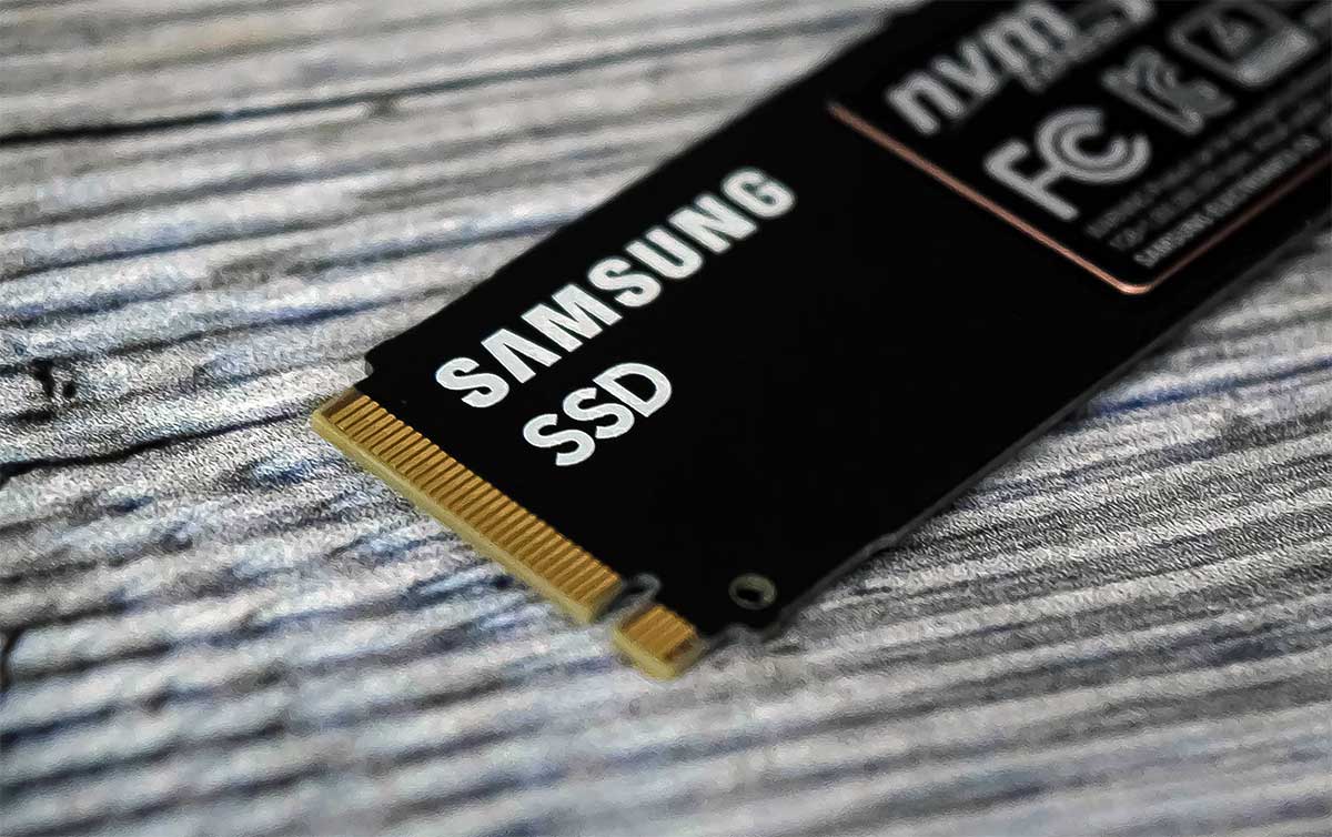 Nvme накопитель samsung 980. Samsung SSD 980. SSD 980 EVO. Samsung 980 EVO. 1000 ГБ SSD M.2 накопитель Samsung 980.