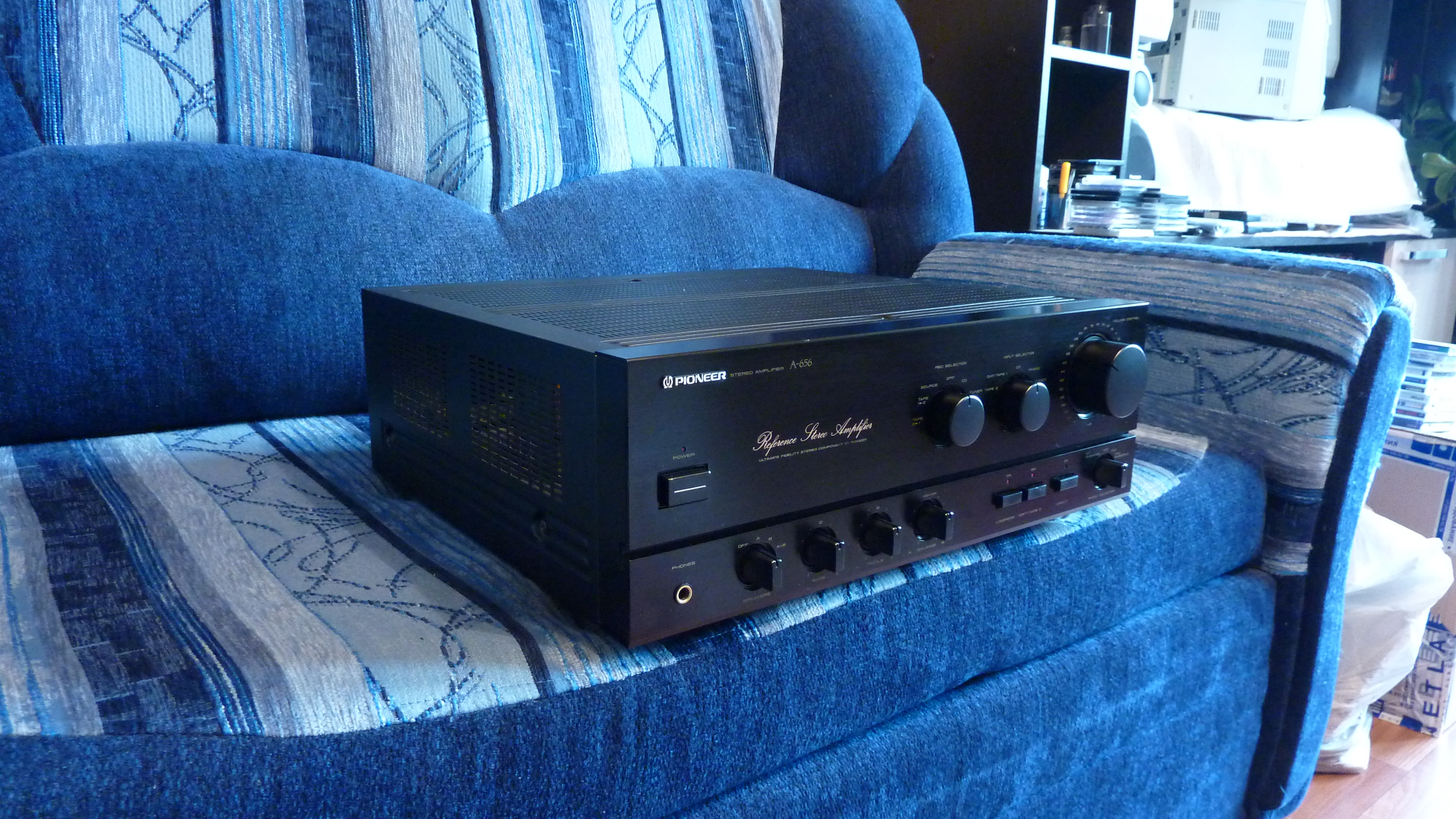 Автомобильный усилитель pioneer