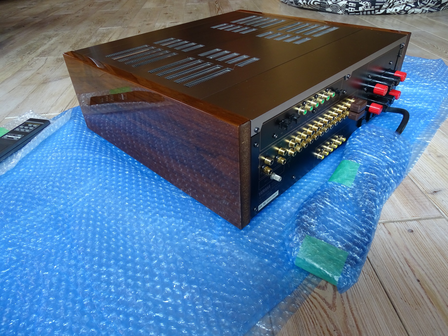 Yamaha AX-2000 | Hi-Fi.ru