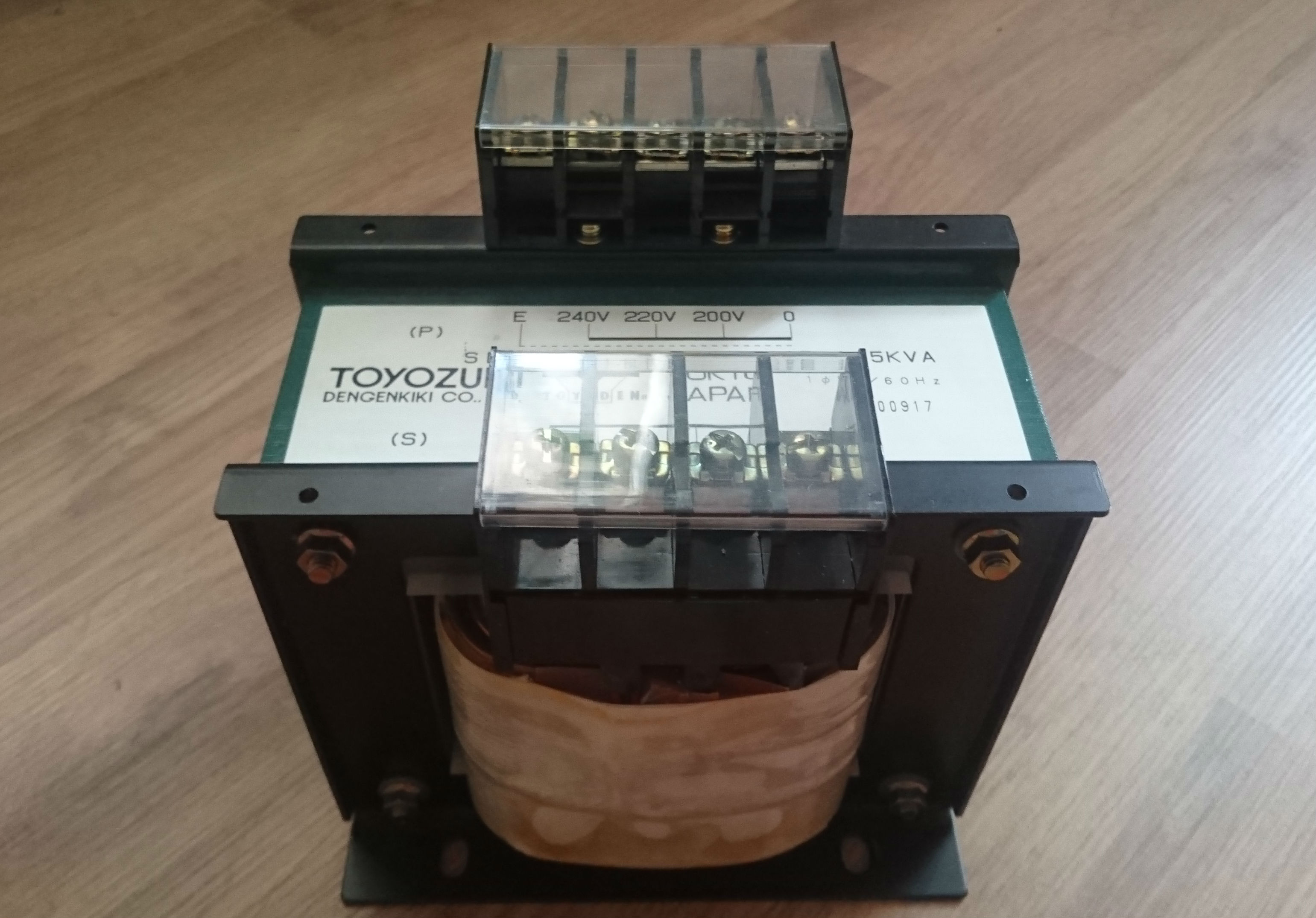 Toyozumi kd-1500. трансформатор lundahl ll1685. трансформатор выходной звуковой тк150. понижающий трансформатор для аппаратуры с 220 на 100 вольт. трансформатор мс ат5000т.
