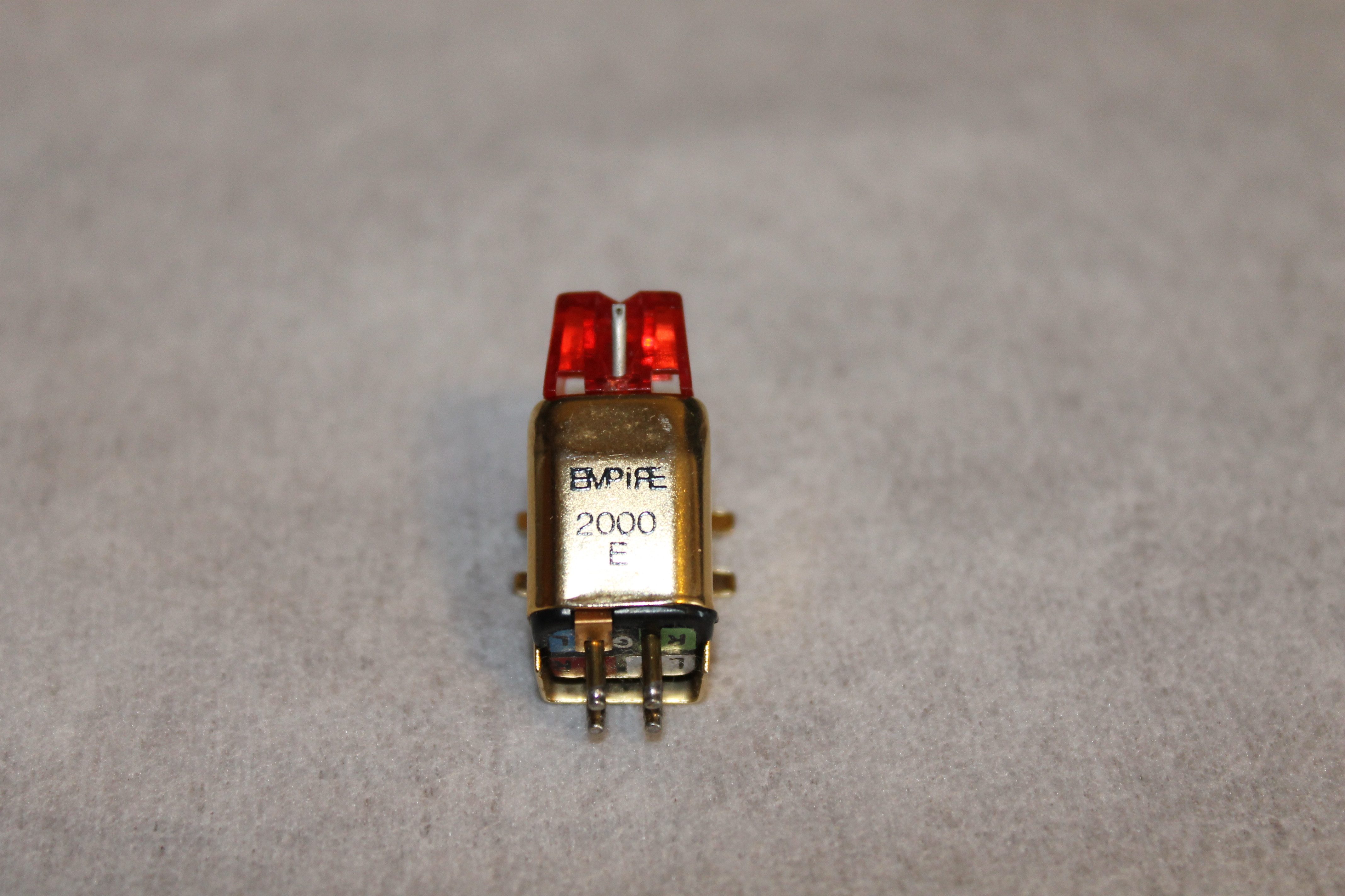 EMPIRE 2000 E | Hi-Fi.ru