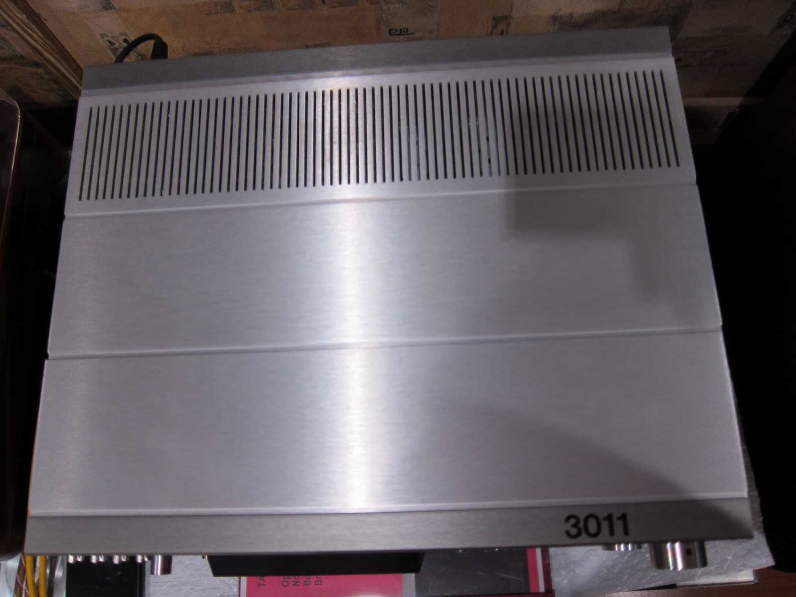 Tandberg TPT 3011 FM-radio ФМ-тюнер | Hi-Fi.ru