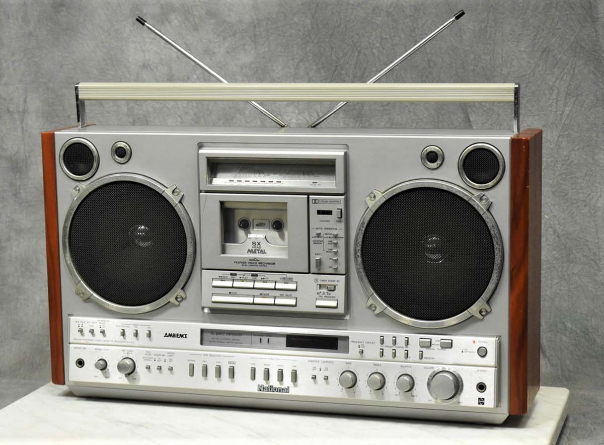 Кассетные магнитолы Panasonic и National 1980-х годов. Огромная мощь и ...