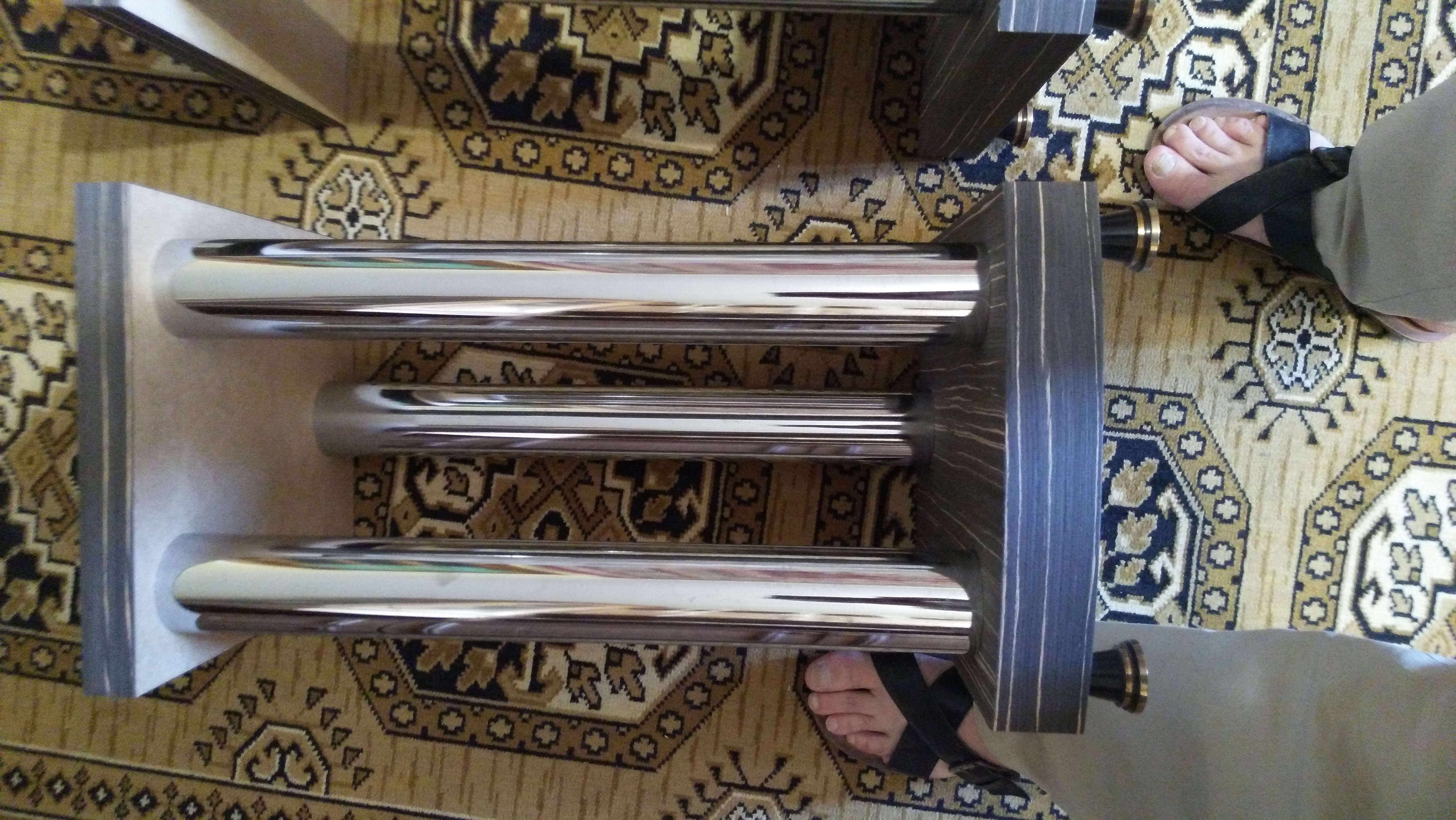 Стойки под акустику | Hi-Fi.ru