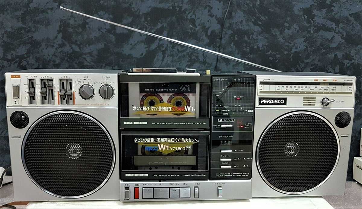 HITACHI 昭和レトロ ラジカセ TRK-W1