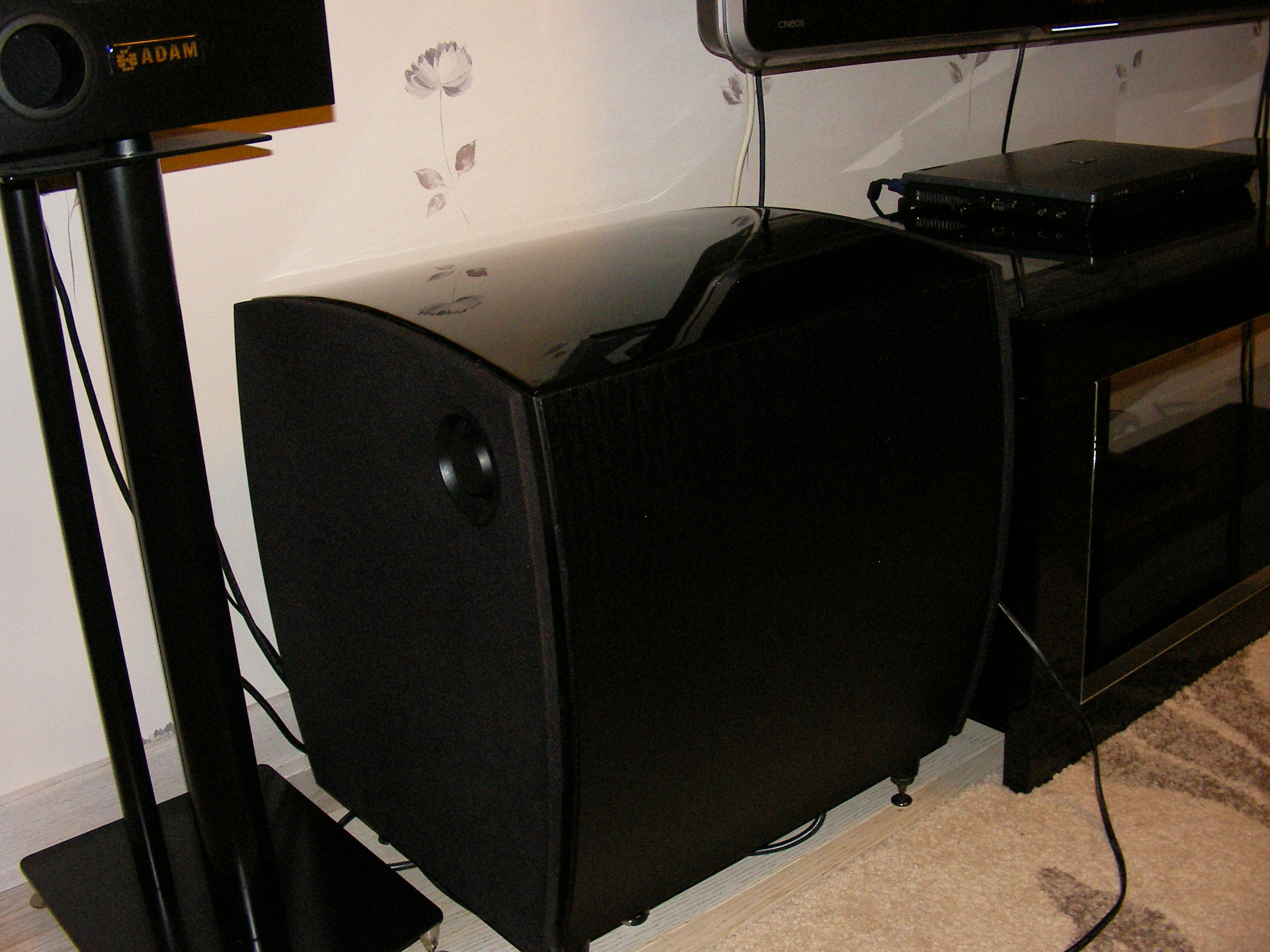 Сабвуфер Jamo C80 sub HiFi.ru