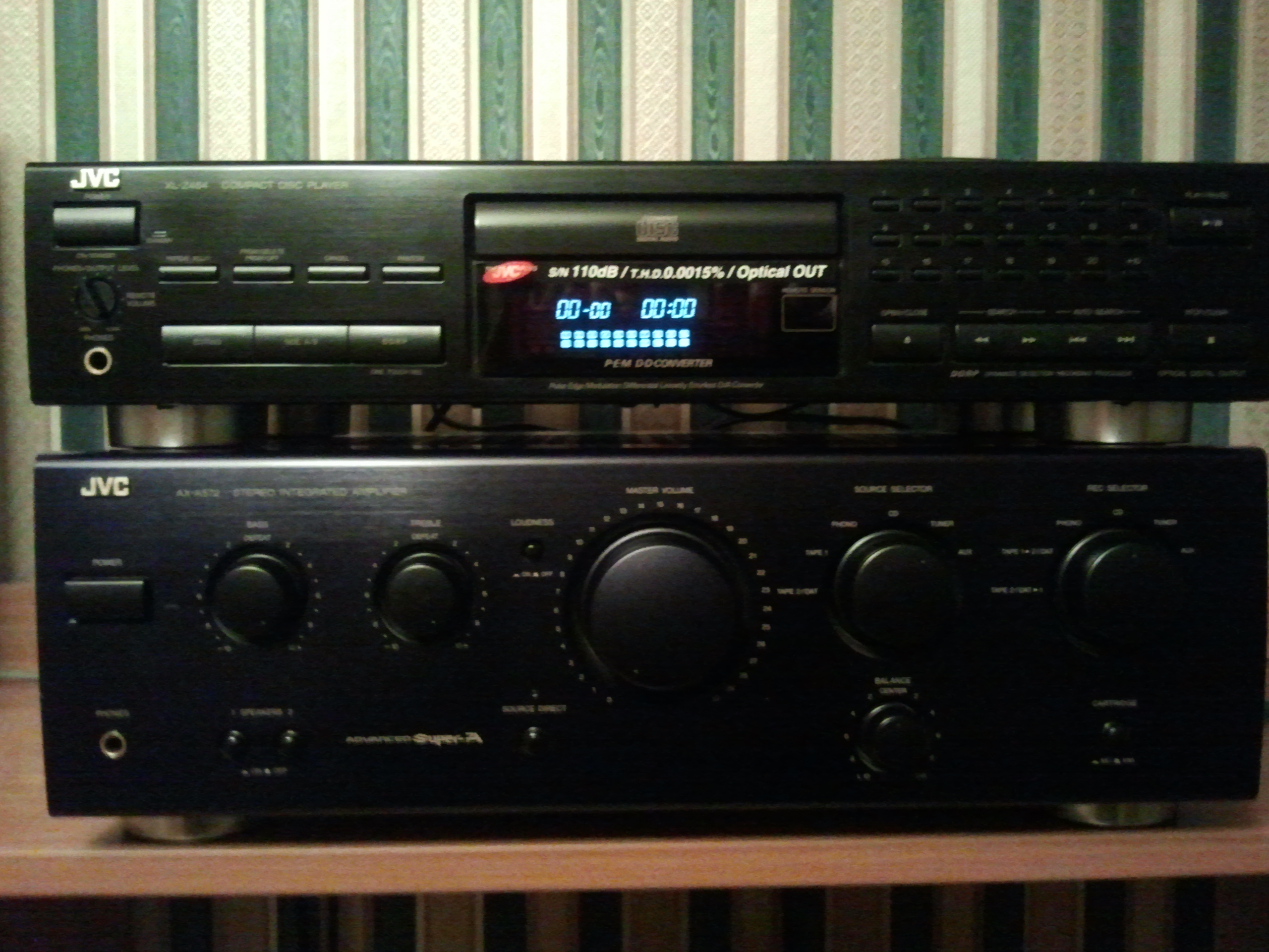 JVC CD player xlz464 HiFi.ru