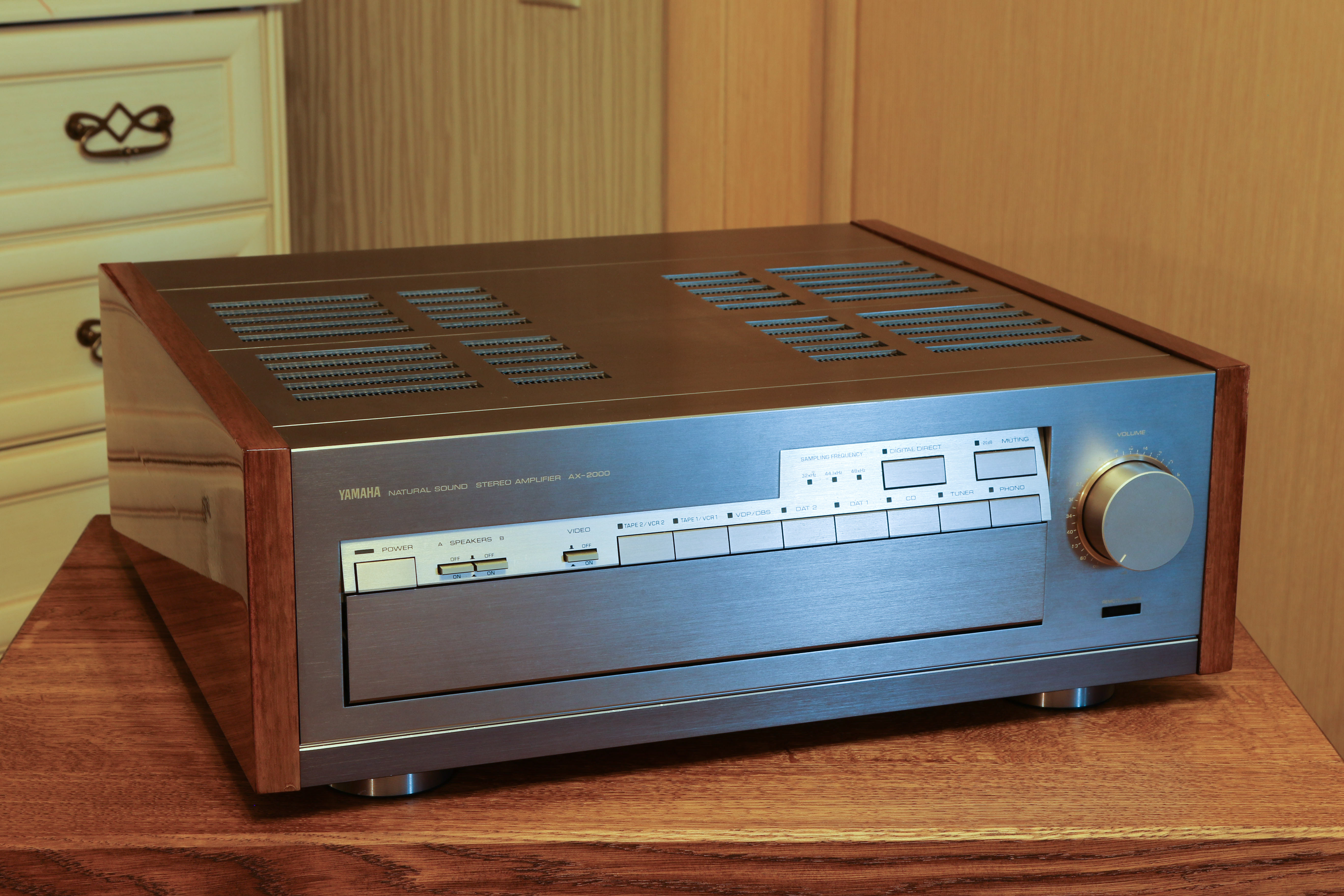 Yamaha AX-2000 | Hi-Fi.ru