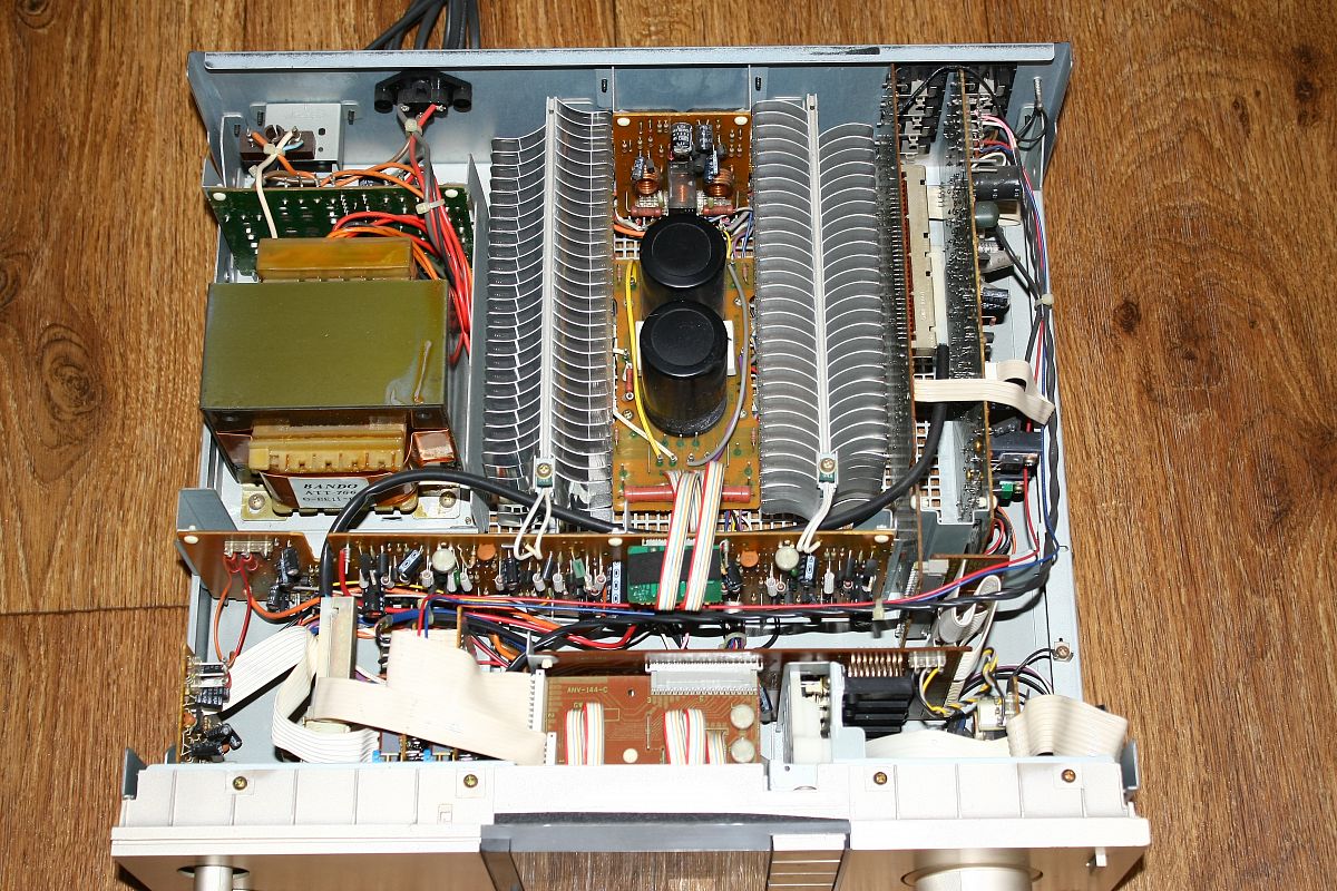 Автомобильный усилитель pioneer