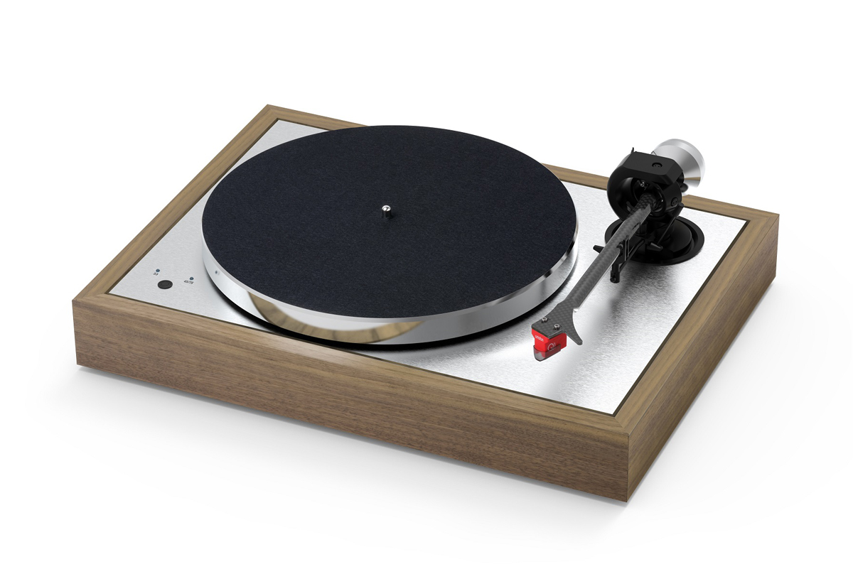 Проигрыватель виниловых пластинок Pro-Ject The Classic Evo