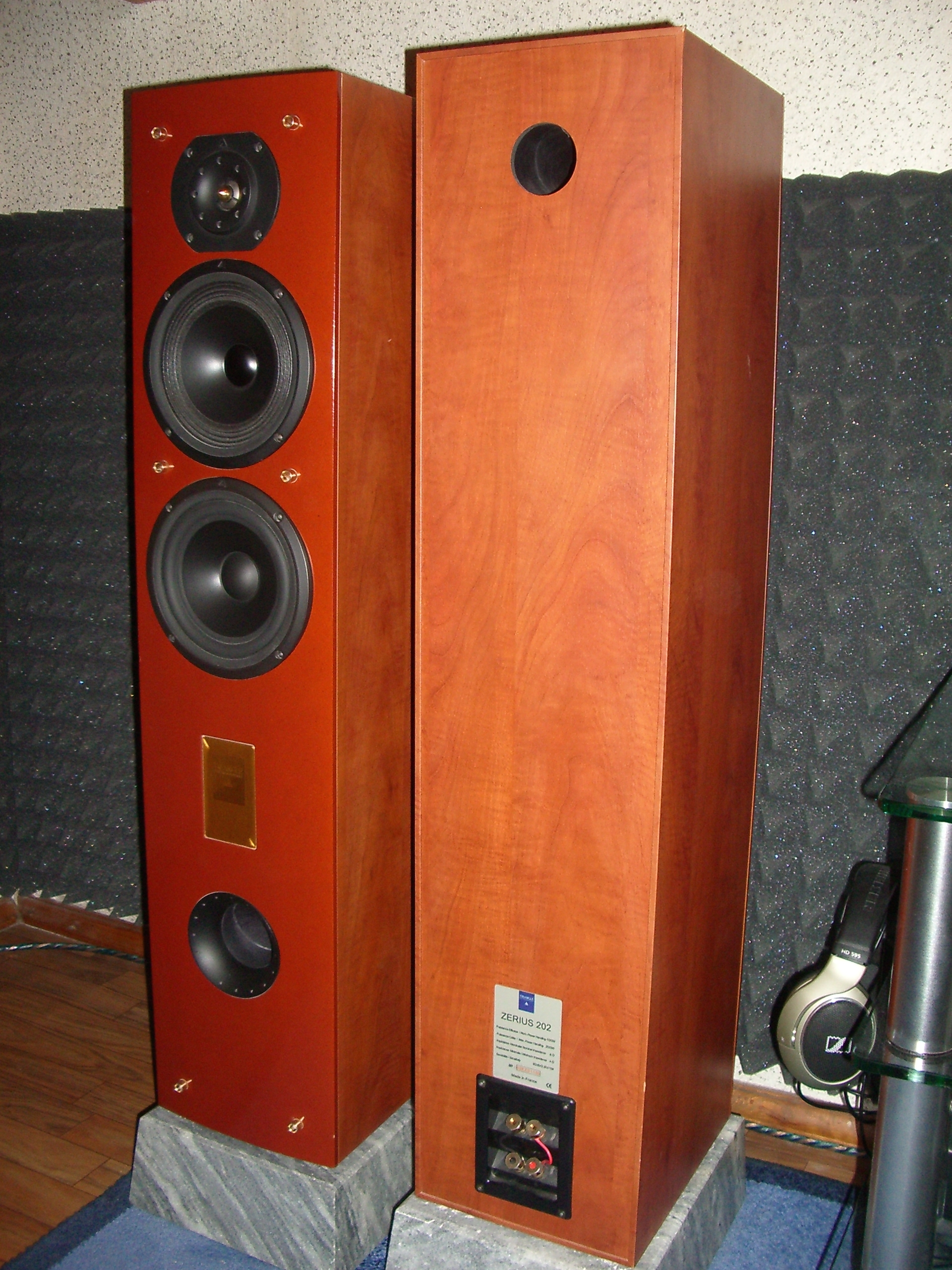 Акустическая система Triangle Zerius 202 HiFi.ru