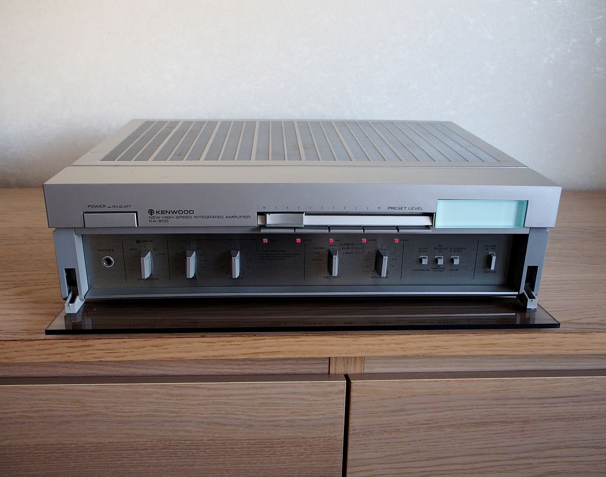 Автомобильный усилитель kenwood