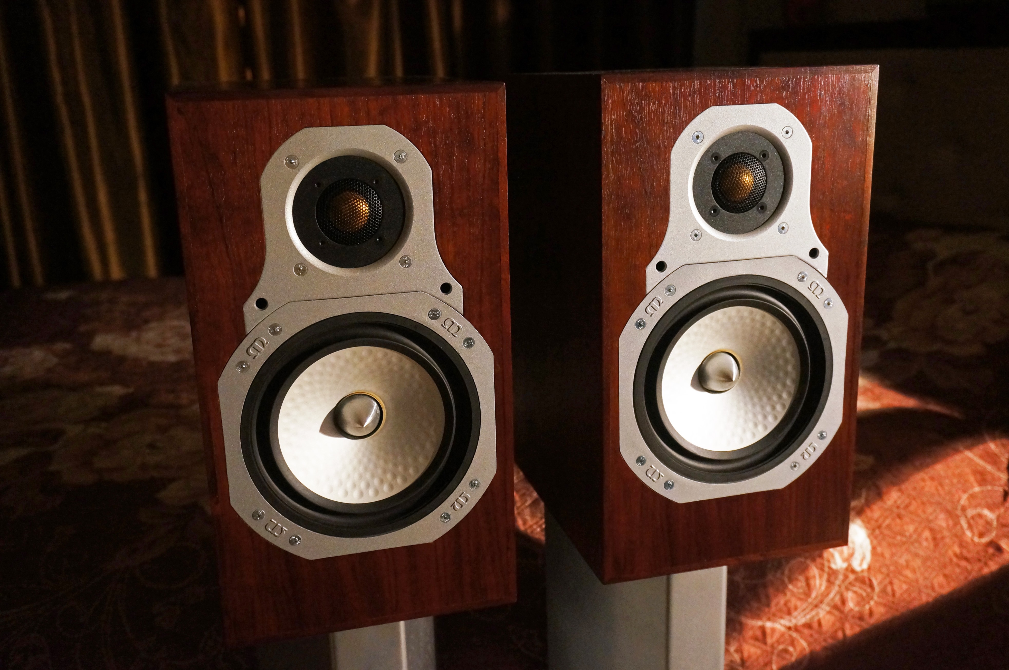 Monitor Audio Gold Reference 10 + стойки Atacama SE24 HiFi.ru