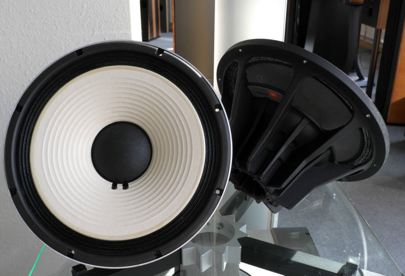 Динамики jbl для авто
