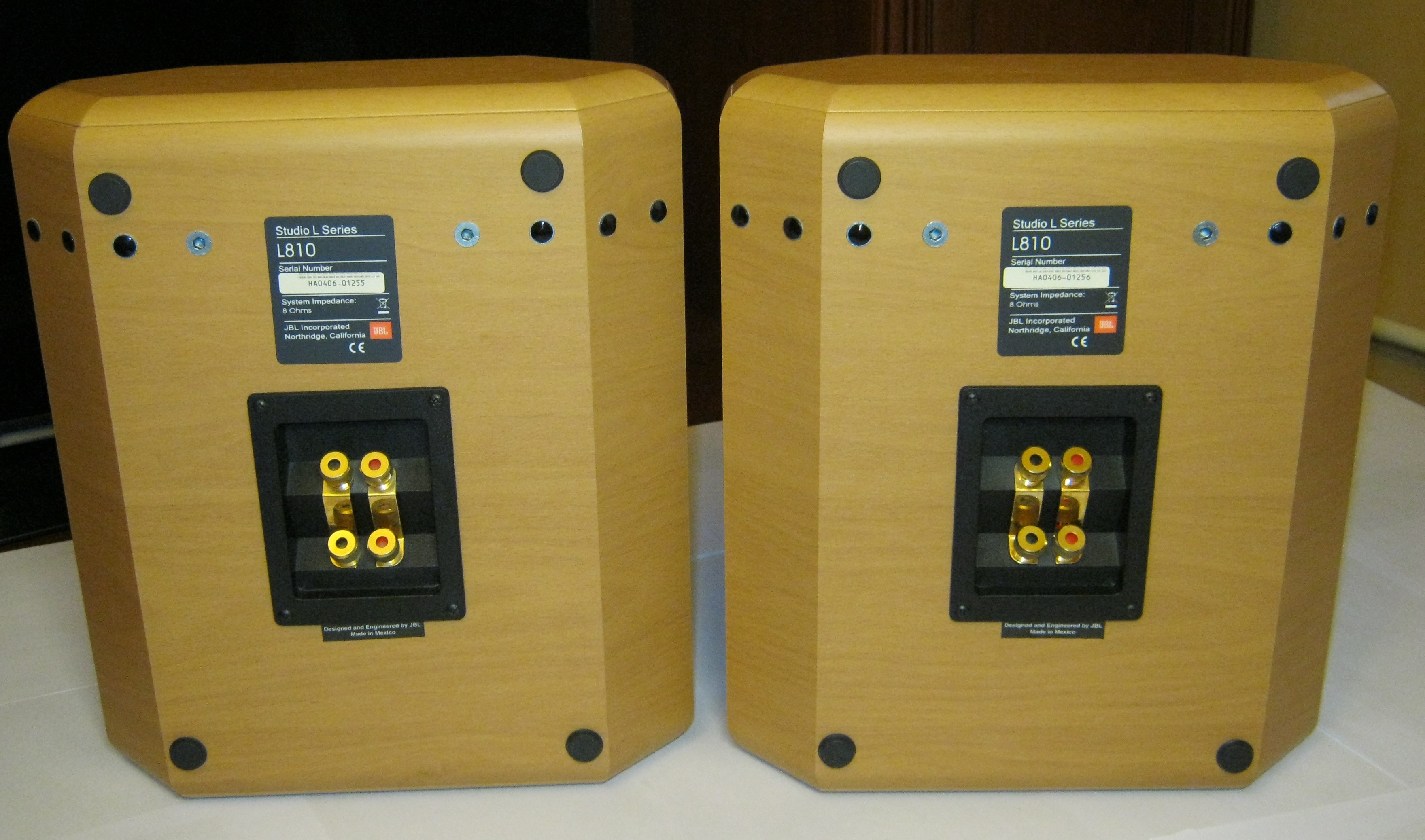 jbl studio l810