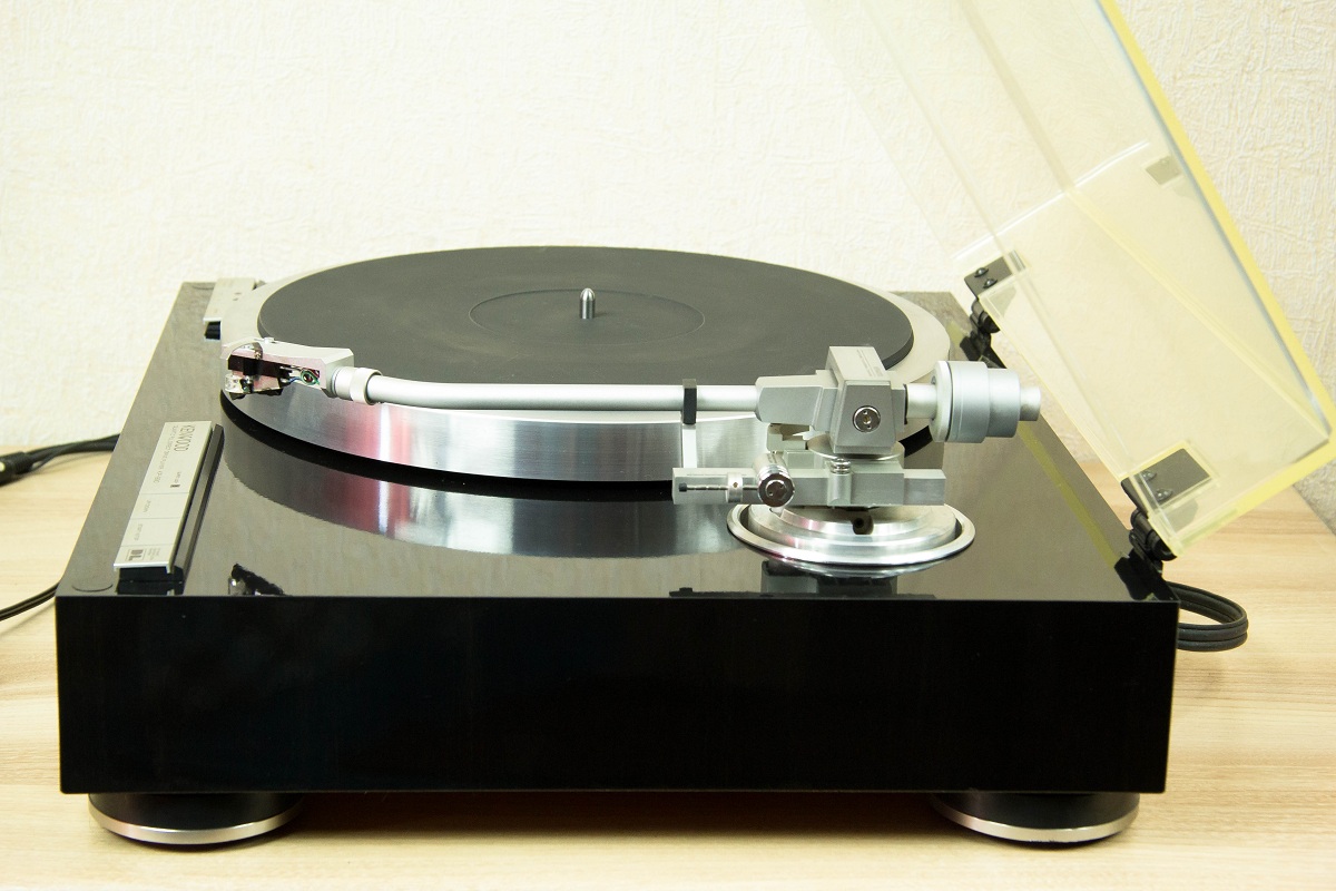 виниловый проигрыватель music hall mmf 9. проигрыватели винила япония. проигрыватели винила япония. Yamaha винтажные проигрыватели винила. Pioneer pl 2000.