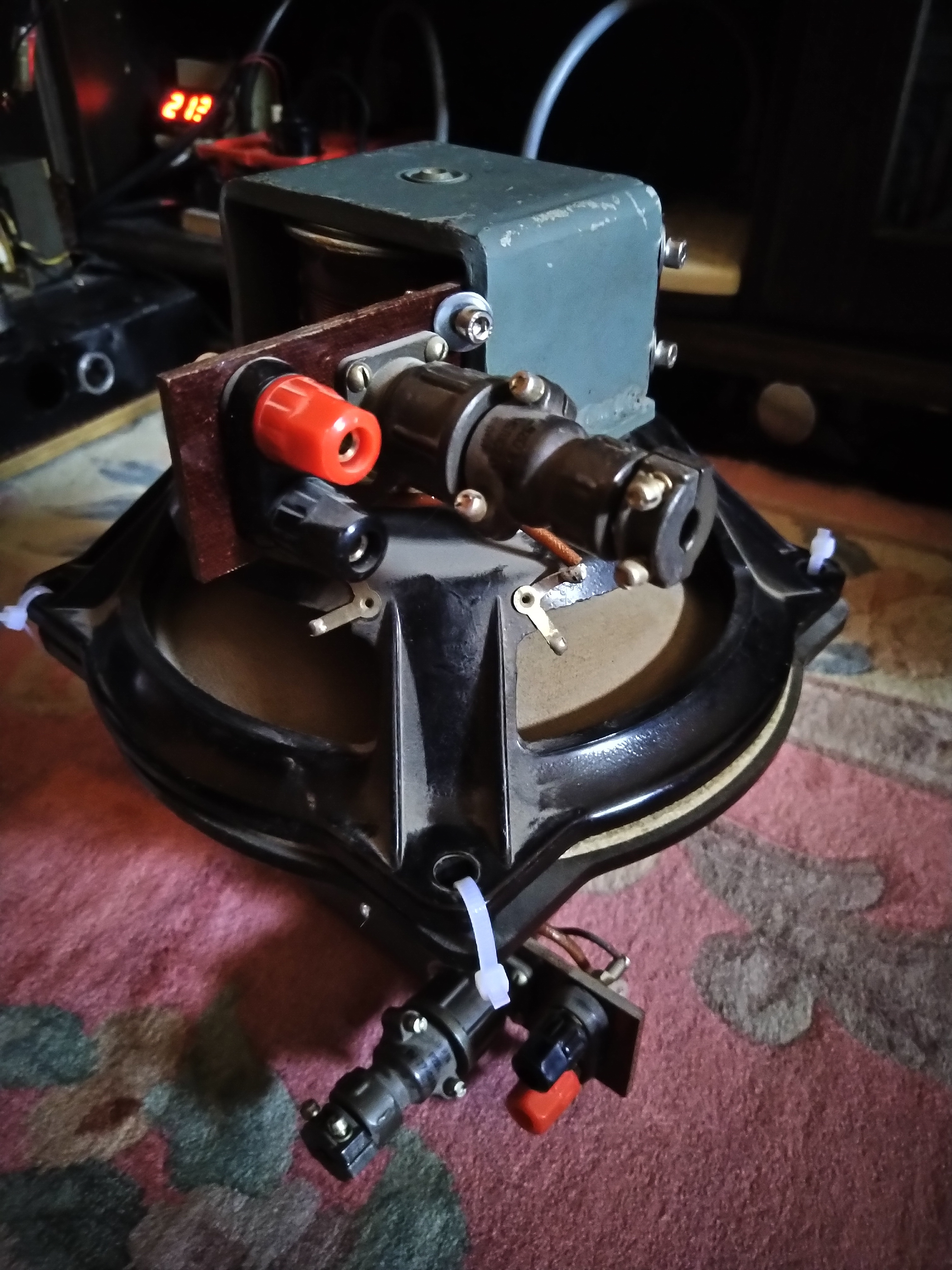 ДИНАМИКИ с подмагничиванием 8" | Hi-Fi.ru