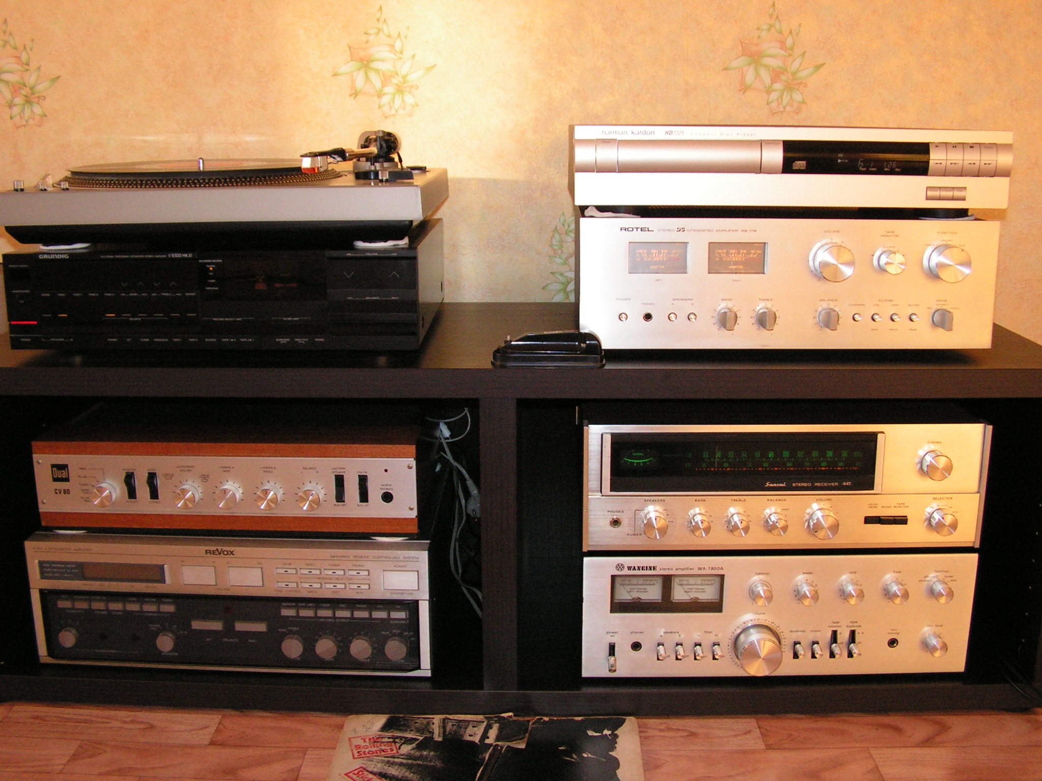 винтажная аудиотехника. техникс 610. макинтош аудиотехника. техникс 90. техникс 1500 катушечник.