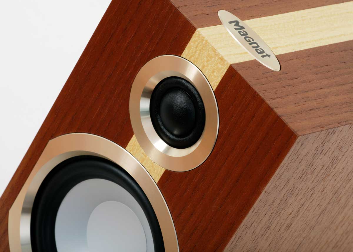 Прямо в сердце. Тестируем полочные акустические системы Magnat Humidor