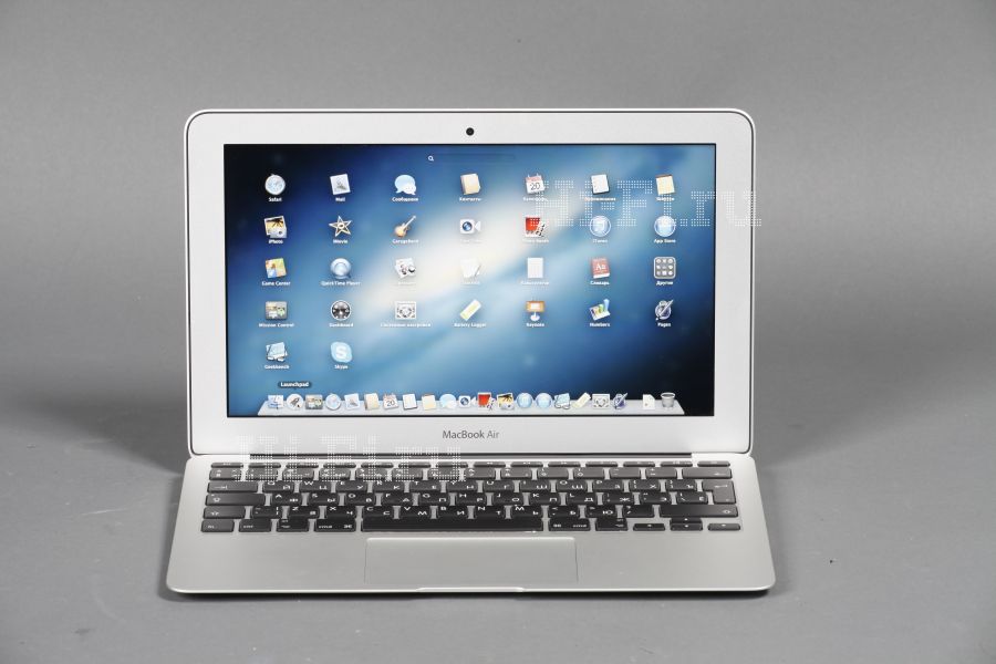 Ультракомпактный ноутбук Apple MacBook Air 11
