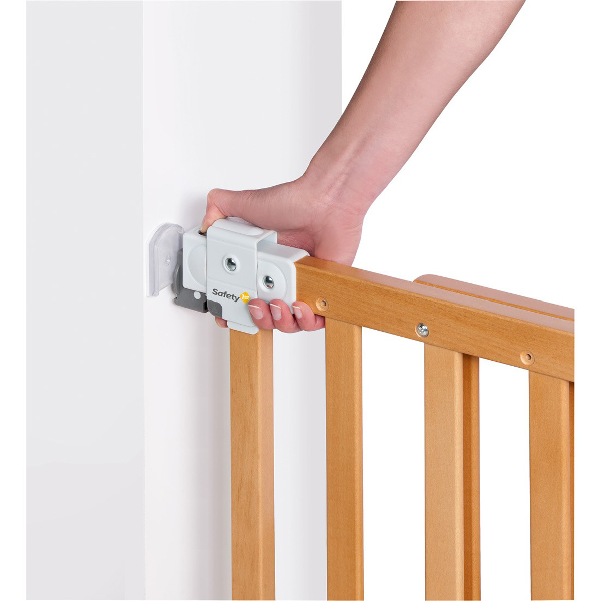 Настенный держатель фикс. Настенный держатель для ковриков. Крутые обои стены с трещинами. Система goldfix. Детский ворота безопасности safety 1st.