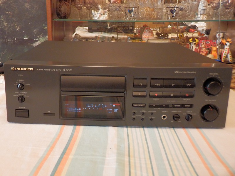 Магнитофон pioneer в машину
