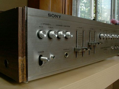 Автомобильный усилитель sony Автомобильный усилитель sony