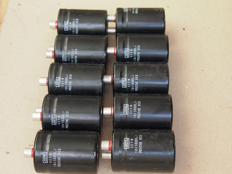 Nippon Chemi-Con 18000 mkF 10 V | Hi-Fi.ru