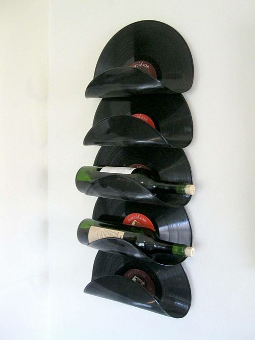 Предметы быта, сделанные из виниловых пластинок