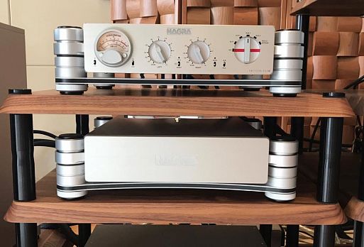 Nagra HD Preamp HV