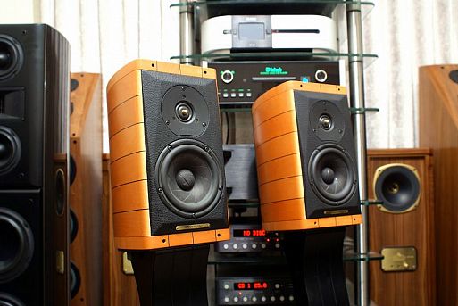 How To Save on Hi-Fi Speakers