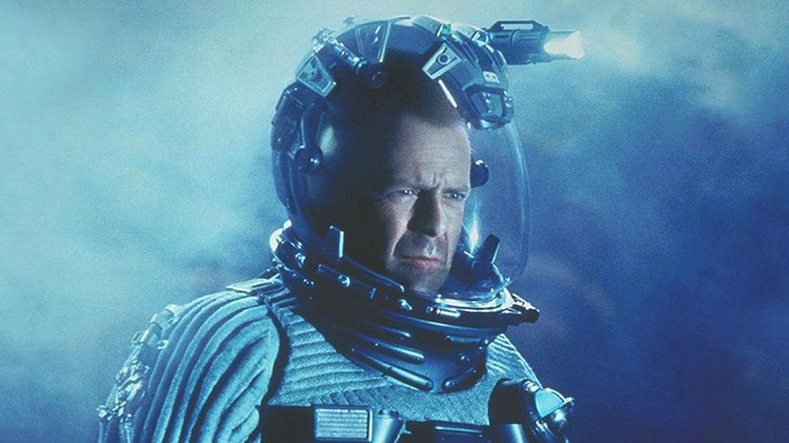 6. Армагеддон / Armageddon (1998)