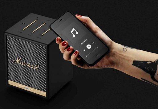 Беспроводная колонка Marshall Uxbridge Voice