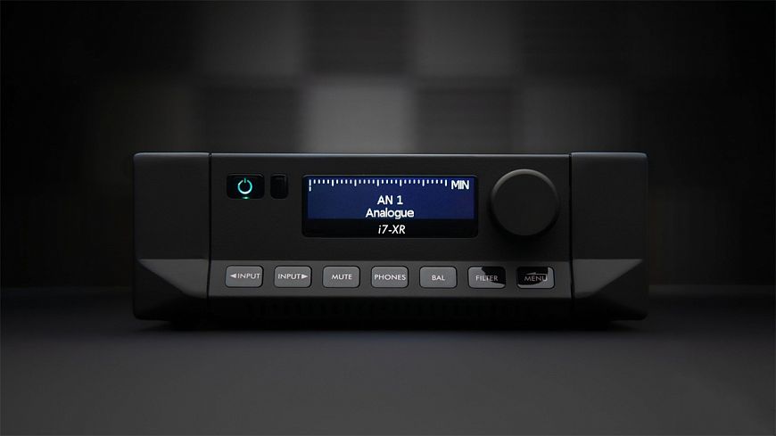 Cyrus i7-XR и i9-XR — компактные интегральные усилители в серии XR