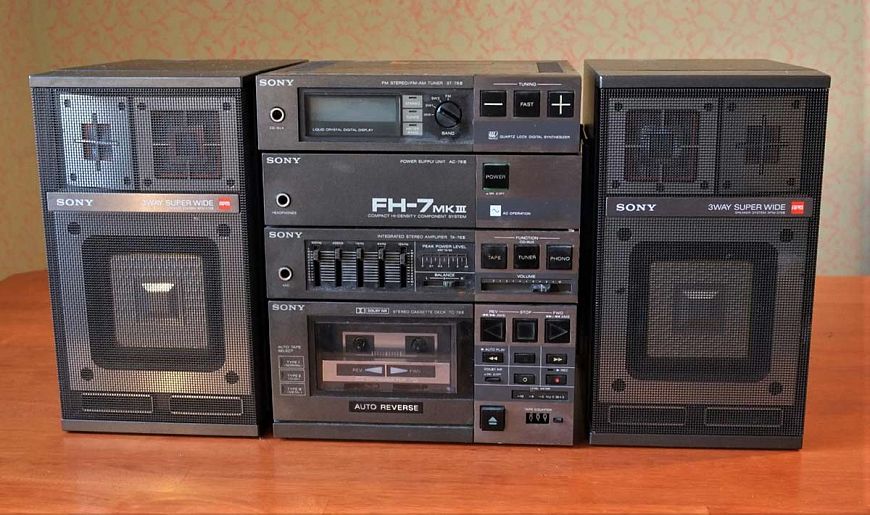 50 лучших винтажных кассетных магнитол