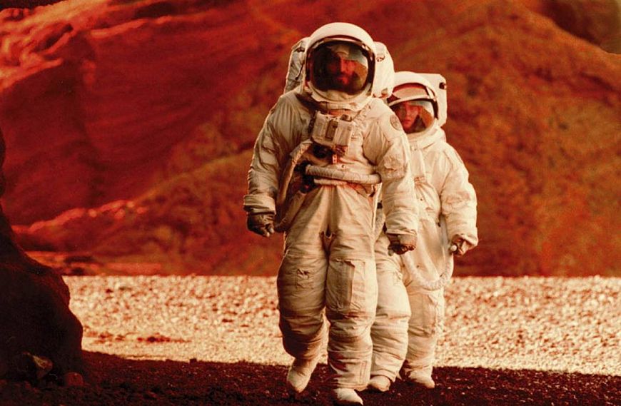 Марсианская одиссея / Stranded (2001)