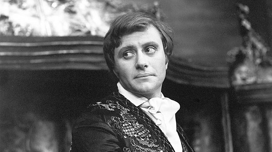 12 актеров и актрис, которые умерли, будучи очень популярными