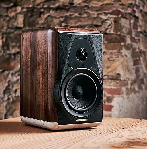 Полочные акустические системы Sonus Faber Electa Amator III