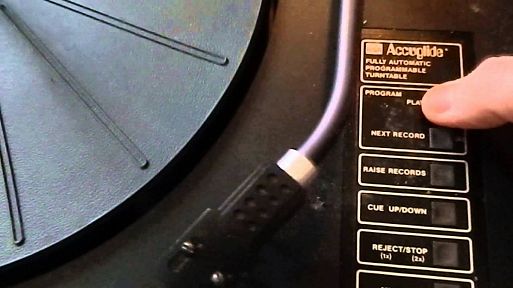 Top 5 turntables with remote control