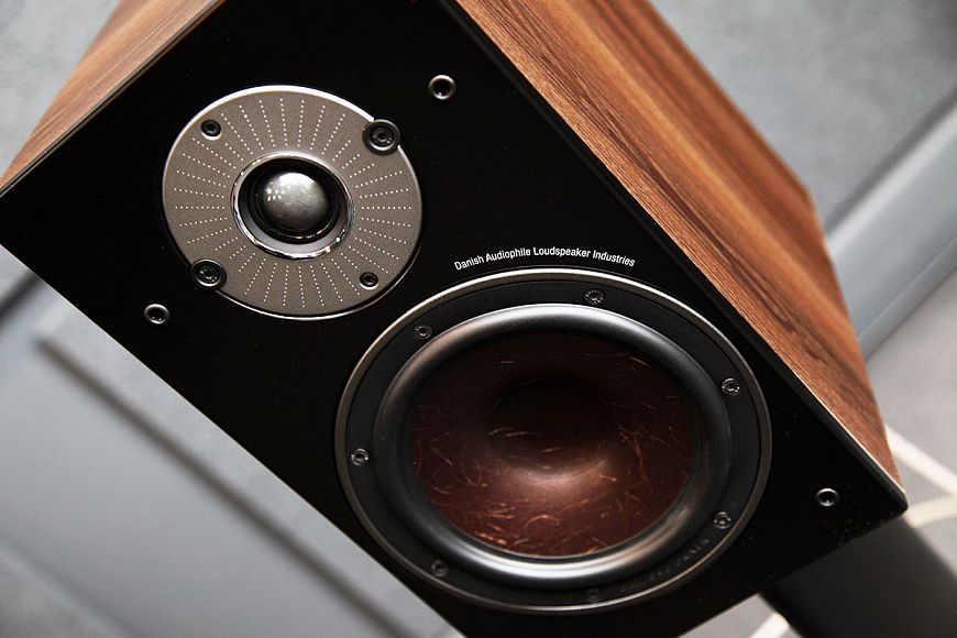 Акустические системы DALI Oberon 3