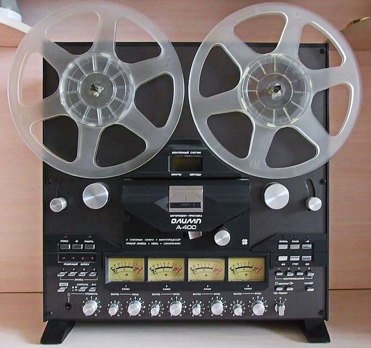 7 постсоветских катушечных магнитофонов