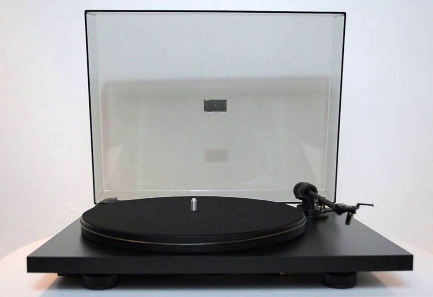 8. Pro-Ject Primary E (OM NN)